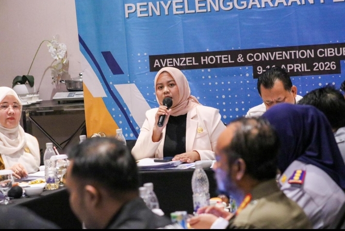 Selaku.Ketua Pansus 2 DPRD Kota Depok, Fanny Fatwati Putri Berharap Agar Ranperda 𝗣𝗲𝗻𝘆𝗲𝗹𝗲𝗻𝗴𝗴𝗮𝗿𝗮𝗮𝗻 𝗣𝗲𝗿𝗵𝘂𝗯𝘂𝗻𝗴𝗮𝗻 Dapat Menjadi Payung Hukum yang Kuat, Relevan, dan Mampu Menjawab Tantangan Transportasi di Kota Depok 