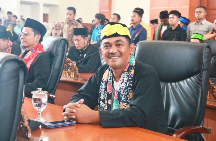 Terkait Kasus Jalan Rusak di Perumahan.Sawangan Village, Legislator Nurdin Al Adisoma Akan Segera Mengecek Perijinan Pihak Developer