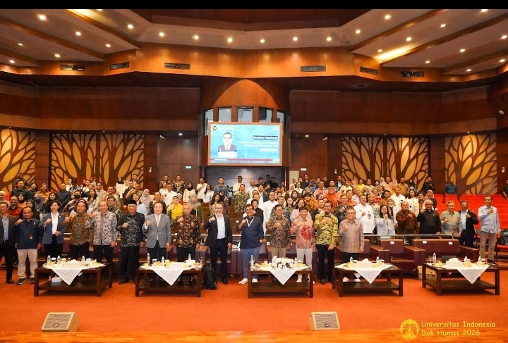 KOLABORASI UI-KEMENKO PM BAHAS STRATEGI INDONESIA LEPAS DARI MIDDLE-INCOME TRAP KOLABORASI UI-KEMENKO PM BAHAS STRATEGI INDONESIA LEPAS DARI MIDDLE-INCOME TRAP