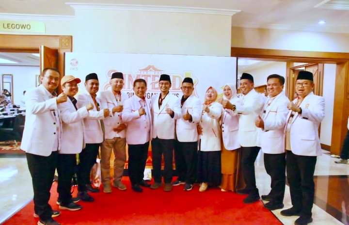 Usung Tema “Kuatkan Sinergi, Hadirkan Solusi”, Ketua DPD dan Fraksi PKS DPRD Kota Depok Ikuti Bimtekda PKS Jawa Barat di Yogyakarta