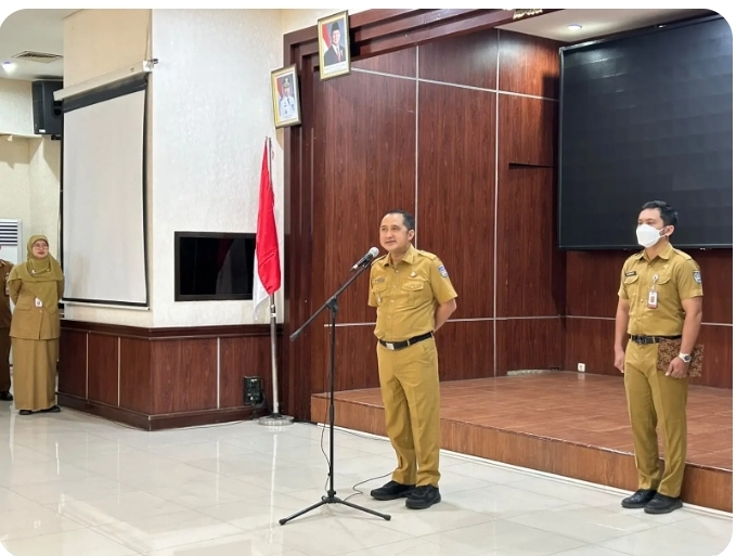 Abu Vulkanik Anak Krakatau Sampai Depok, Chandra Pastikan PJJ Mulai Dilaksanakan Hari Ini