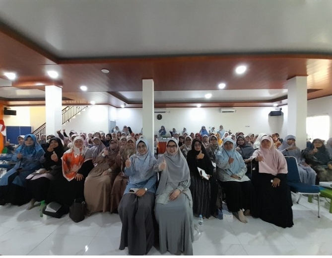 Bipeka PKS Depok Gelar TFT Ibu Tangguh, Kenalkan Peran Helper Rumah Keluarga Indonesia