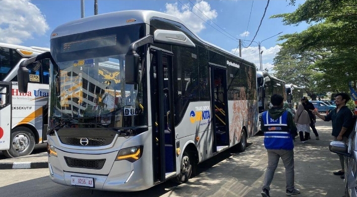 2 Pejabat Dishub Pilih Bungkam, Aroma Dugaan Penyalahgunaan Anggaran 19 Miliar APBD Kota Depok Untuk Biskita Trans Depok Semakin Tercium Menyengat 2 Pejabat Dishub Pilih Bungkam, Aroma Dugaan Penyalahgunaan Anggaran 19 Miliar APBD Kota Depok Untuk Biskita Trans Depok Semakin Tercium Menyengat